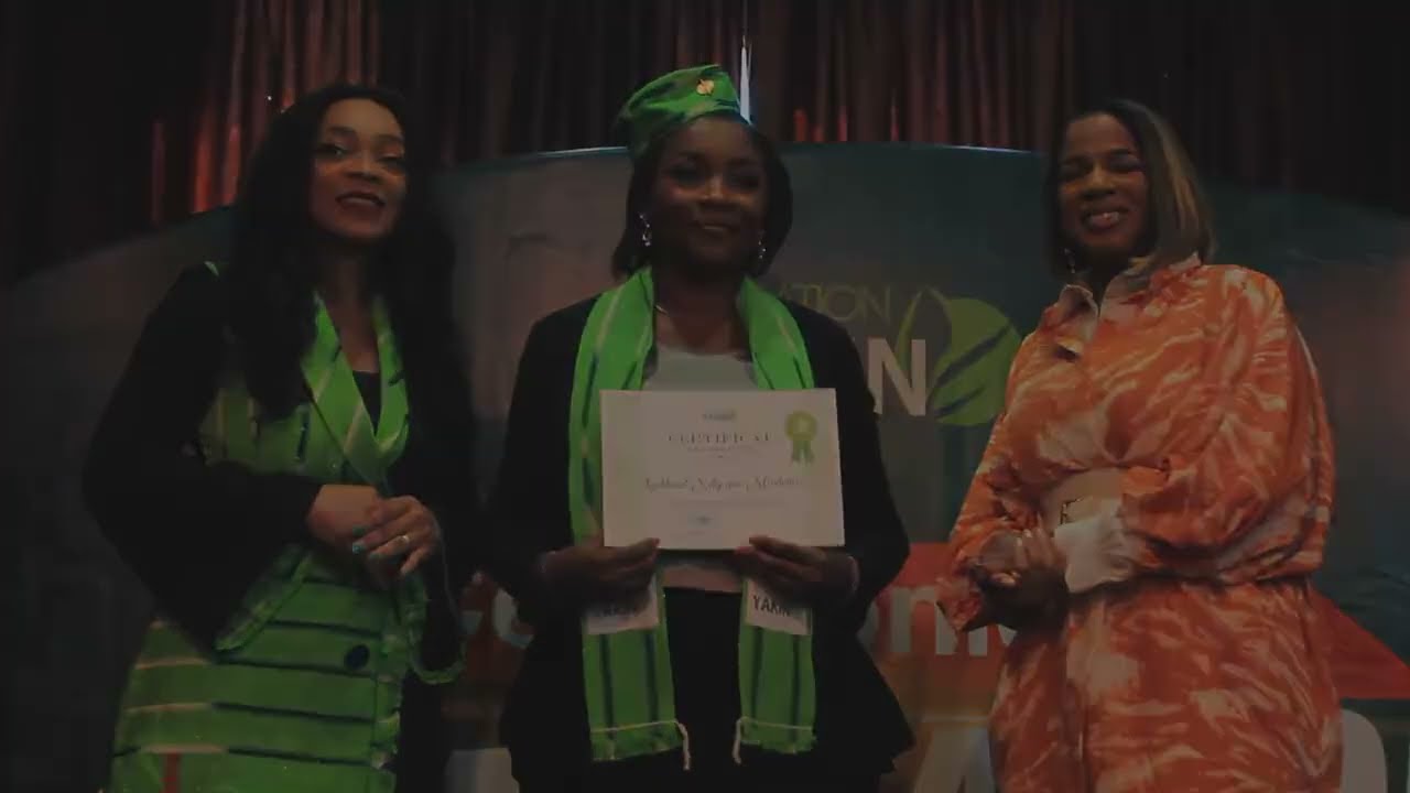 Cérémonie De Graduation Première Promotion Programme Héroïne
